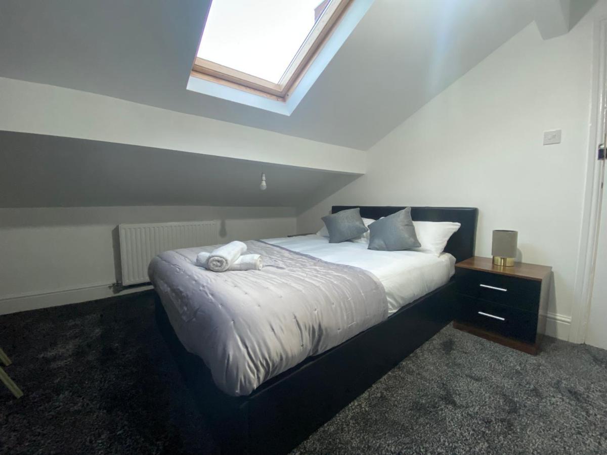 Hotel Royal Blackburn  Extérieur photo