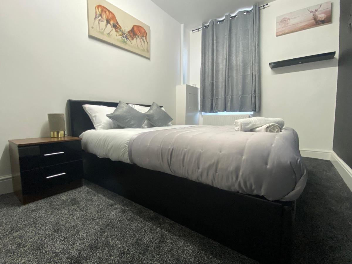 Hotel Royal Blackburn  Extérieur photo